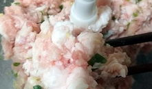 包馄饨视频,家常美食制作教程，轻松学会馄饨包法